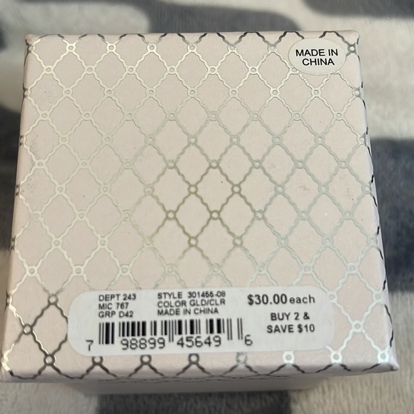 NIB Sparkle Ring Size 8 - Picture 6 of 6